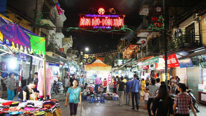 Hanoi-Weekend-Night-Market